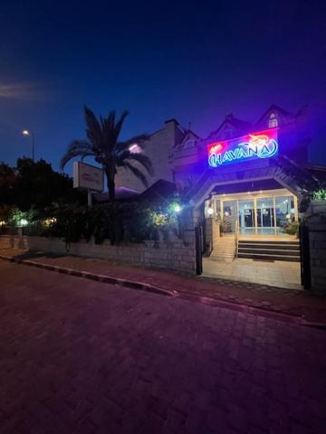 קמר Havana Hotel מראה חיצוני תמונה